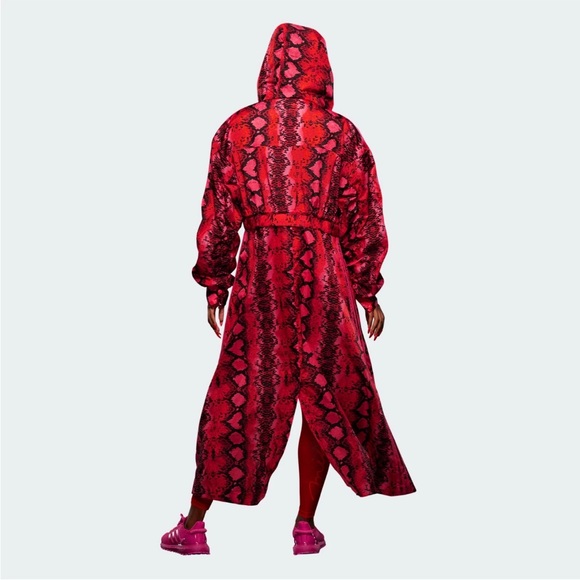 IVY PARK x Adidas "IVY HEART" Jacket and Leggings. - Picture 6 of 11